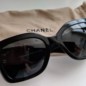 *Authentic* Chanel sunglasses